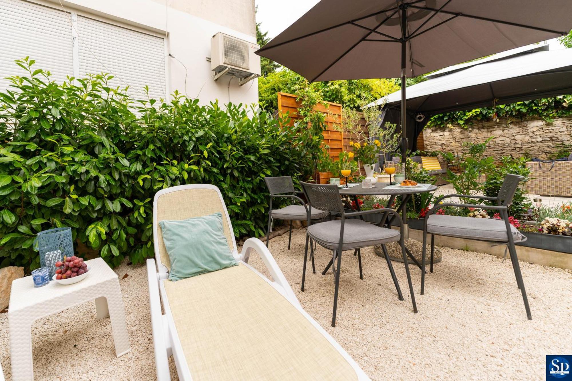 Colosseum Garden Studio Apartments Pula Exterior photo